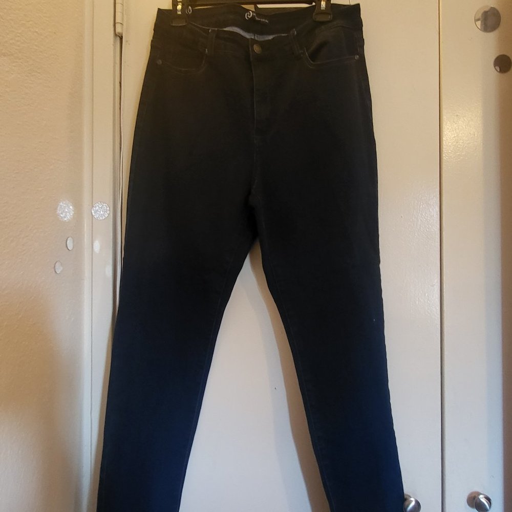 ONE REPUBLIC FOR ALL zip up crop